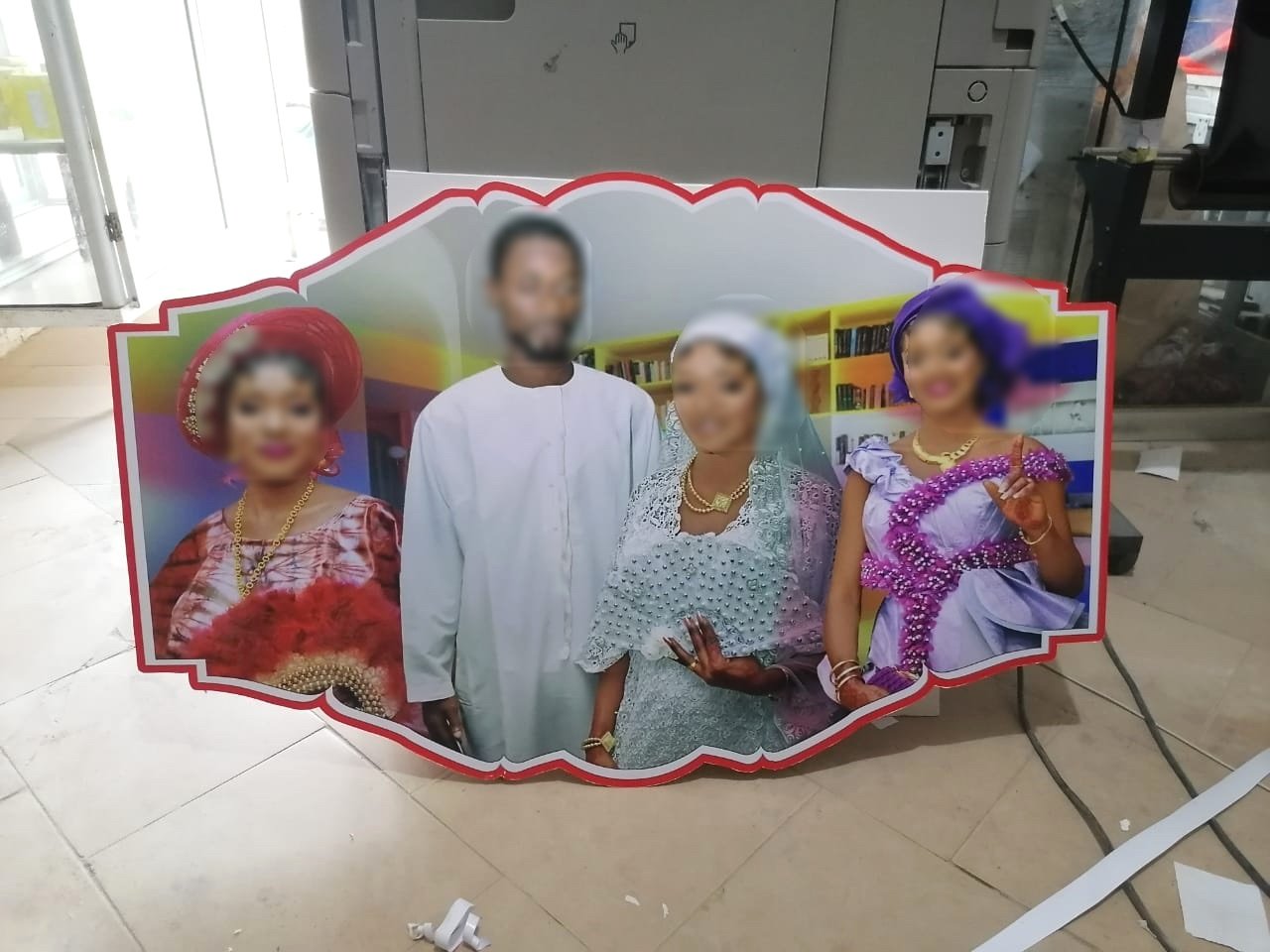 Tableau photo personnalisé, visages floutés uniquement